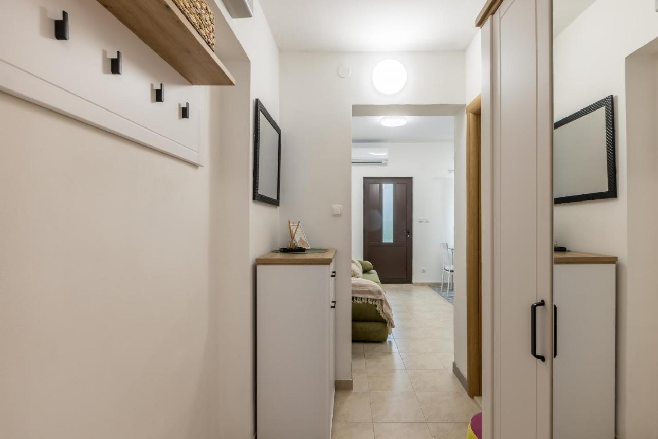 Apartment Lamasha Kaštela Kültér fotó