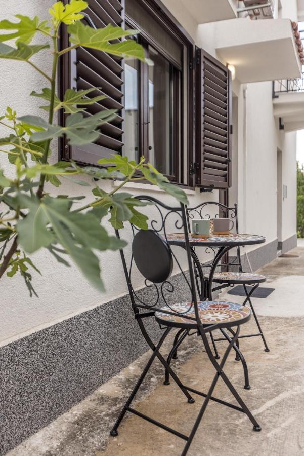 Apartment Lamasha Kaštela Kültér fotó